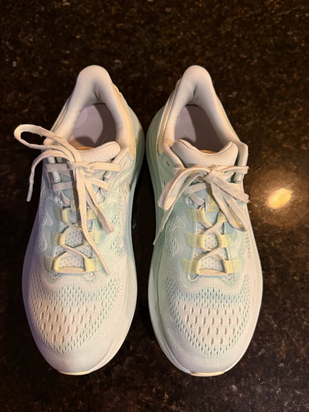 HOKA One One Kawana 2 Running Sneakers